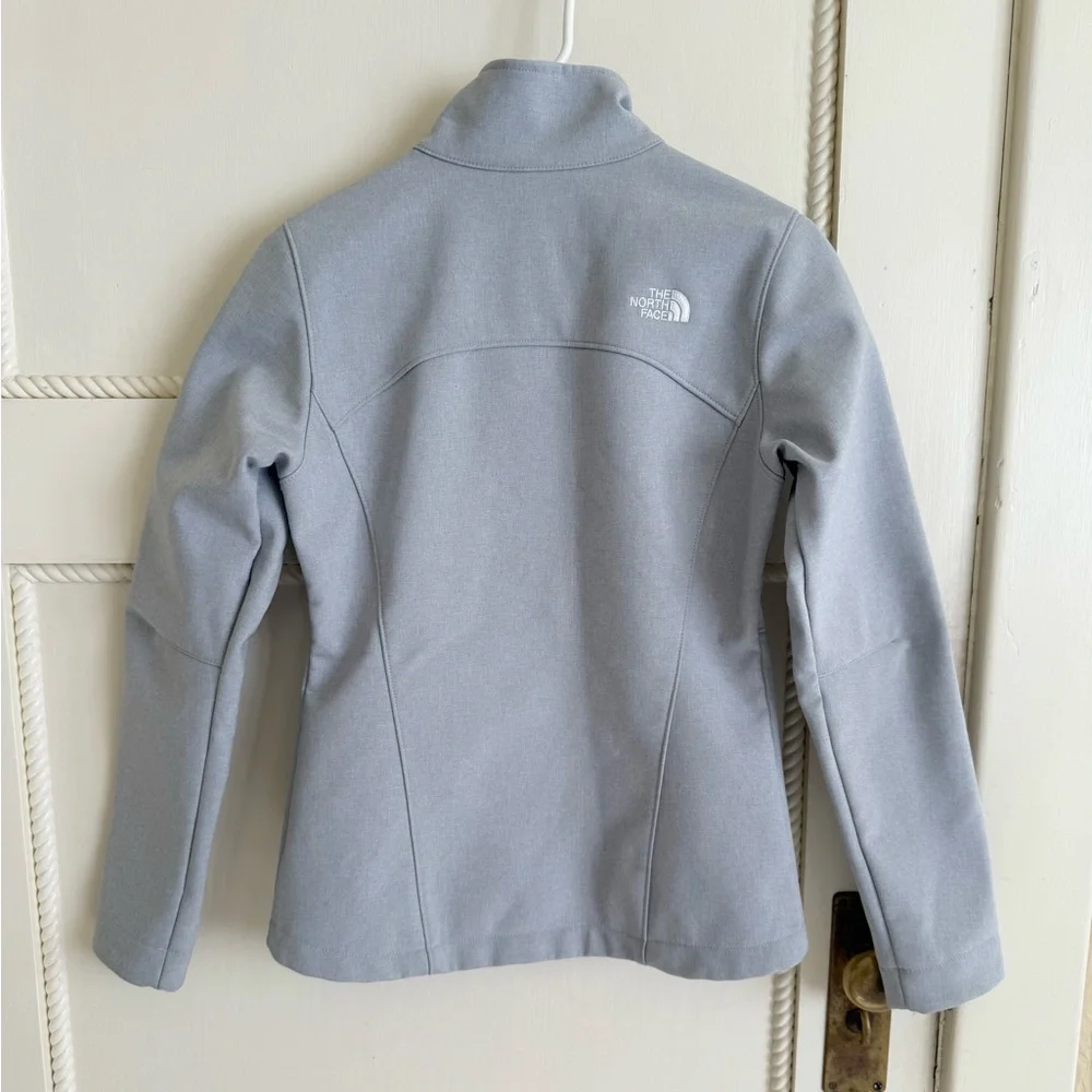 The North Face Apex Bionic women's soft shell jacket in light grey XS‎